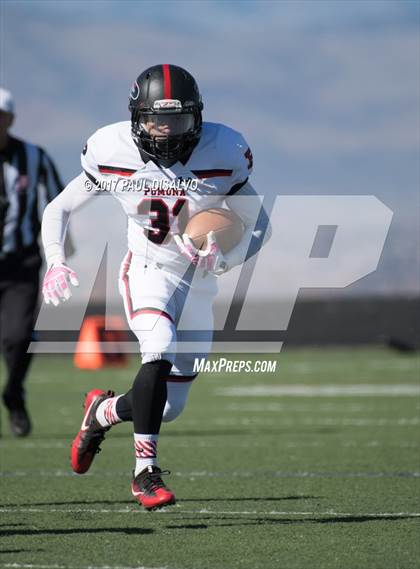 Thumbnail 3 in Pomona vs. Mountain Vista photogallery.
