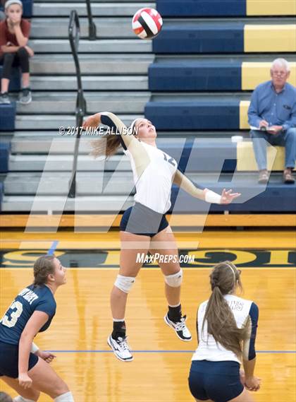 Thumbnail 2 in Hixson @ Soddy Daisy photogallery.
