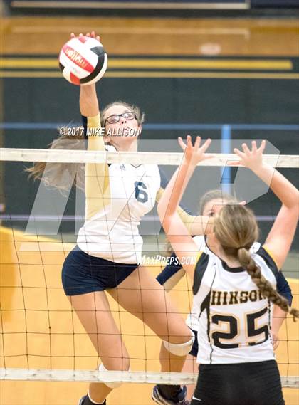 Thumbnail 2 in Hixson @ Soddy Daisy photogallery.