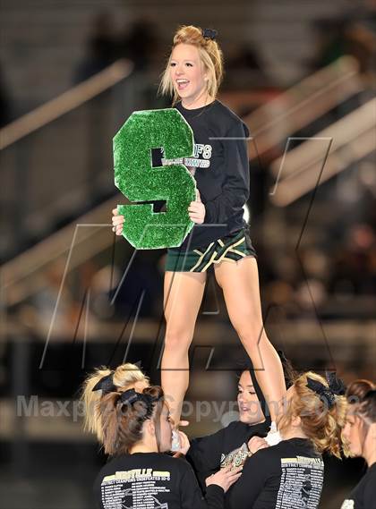 Thumbnail 2 in Birdville vs. Crowley (UIL 4A Division 1 Region 1 Area Playoff) photogallery.