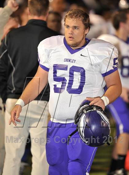 Thumbnail 3 in Birdville vs. Crowley (UIL 4A Division 1 Region 1 Area Playoff) photogallery.