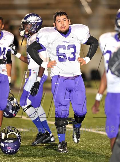 Thumbnail 1 in Birdville vs. Crowley (UIL 4A Division 1 Region 1 Area Playoff) photogallery.