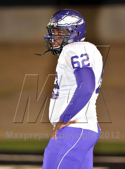 Thumbnail 1 in Birdville vs. Crowley (UIL 4A Division 1 Region 1 Area Playoff) photogallery.
