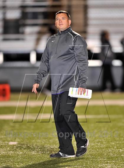 Thumbnail 3 in Birdville vs. Crowley (UIL 4A Division 1 Region 1 Area Playoff) photogallery.