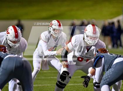 Thumbnail 2 in Sachse vs. The Woodlands (UIL 6A Area Playoff) photogallery.