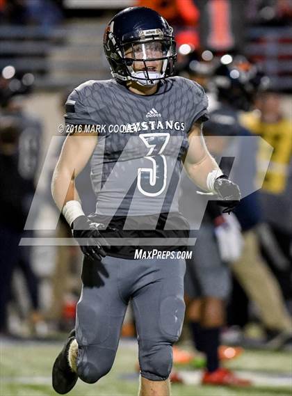 Thumbnail 2 in Sachse vs. The Woodlands (UIL 6A Area Playoff) photogallery.