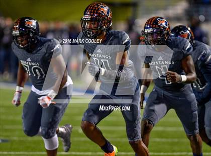 Thumbnail 3 in Sachse vs. The Woodlands (UIL 6A Area Playoff) photogallery.