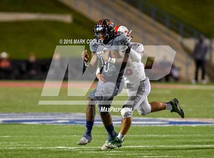 Thumbnail 1 in Sachse vs. The Woodlands (UIL 6A Area Playoff) photogallery.