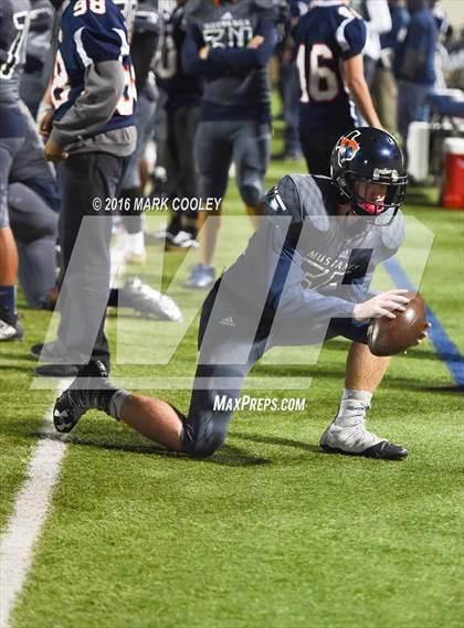 Thumbnail 2 in Sachse vs. The Woodlands (UIL 6A Area Playoff) photogallery.