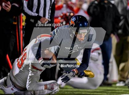 Thumbnail 1 in Sachse vs. The Woodlands (UIL 6A Area Playoff) photogallery.