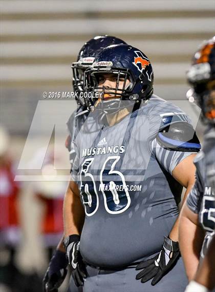 Thumbnail 1 in Sachse vs. The Woodlands (UIL 6A Area Playoff) photogallery.