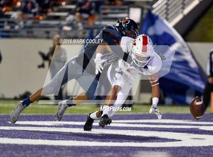 Thumbnail 2 in Sachse vs. The Woodlands (UIL 6A Area Playoff) photogallery.