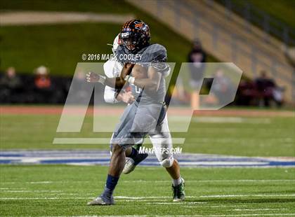 Thumbnail 2 in Sachse vs. The Woodlands (UIL 6A Area Playoff) photogallery.
