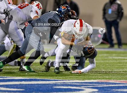 Thumbnail 2 in Sachse vs. The Woodlands (UIL 6A Area Playoff) photogallery.