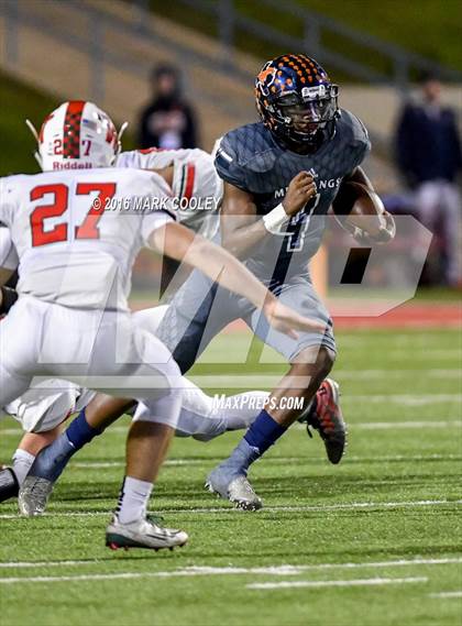 Thumbnail 1 in Sachse vs. The Woodlands (UIL 6A Area Playoff) photogallery.