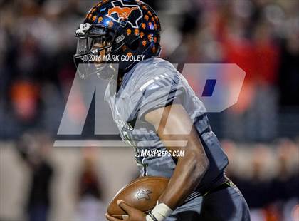 Thumbnail 1 in Sachse vs. The Woodlands (UIL 6A Area Playoff) photogallery.