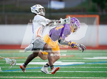 Thumbnail 2 in Issaquah vs Bishop Gorman (Northwest Invitational) photogallery.