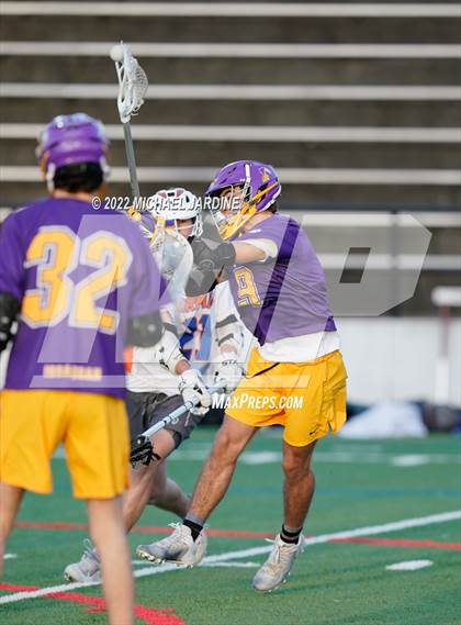 Thumbnail 1 in Issaquah vs Bishop Gorman (Northwest Invitational) photogallery.