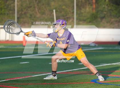 Thumbnail 3 in Issaquah vs Bishop Gorman (Northwest Invitational) photogallery.