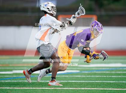 Thumbnail 1 in Issaquah vs Bishop Gorman (Northwest Invitational) photogallery.