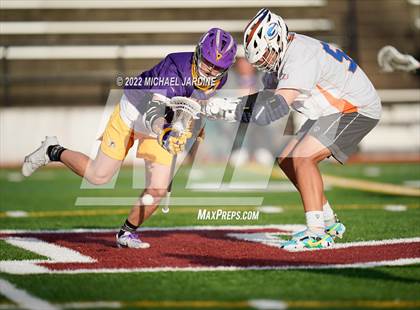 Thumbnail 3 in Issaquah vs Bishop Gorman (Northwest Invitational) photogallery.