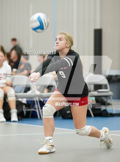 Thumbnail 3 in Frankenmuth vs. Anchor Bay (Beast of the East) photogallery.