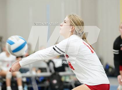 Thumbnail 2 in Frankenmuth vs. Anchor Bay (Beast of the East) photogallery.
