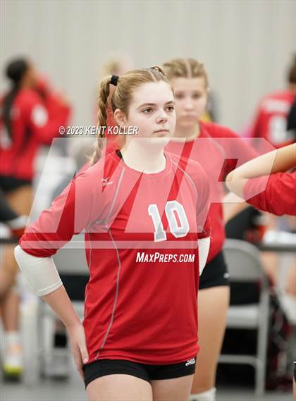 Thumbnail 2 in Frankenmuth vs. Anchor Bay (Beast of the East) photogallery.