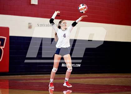 Thumbnail 3 in Alpharetta vs. Milton (Tri Match) photogallery.