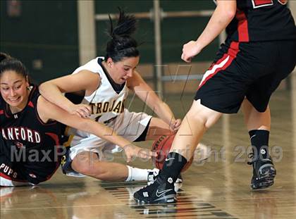 Thumbnail 2 in Hanford vs. Oak Ridge (Hoops Classic 2009) photogallery.