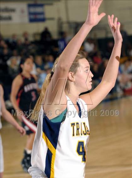Thumbnail 1 in Hanford vs. Oak Ridge (Hoops Classic 2009) photogallery.