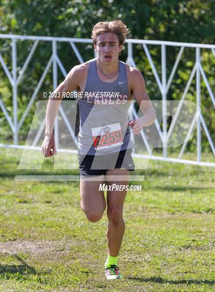 Thumbnail 2 in UIL Cross Country 3A Finals (5K) photogallery.
