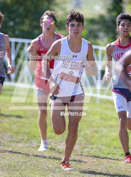Thumbnail 3 in UIL Cross Country 3A Finals (5K) photogallery.