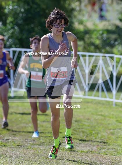 Thumbnail 2 in UIL Cross Country 3A Finals (5K) photogallery.