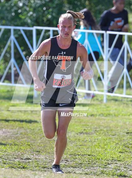 Thumbnail 2 in UIL Cross Country 3A Finals (5K) photogallery.