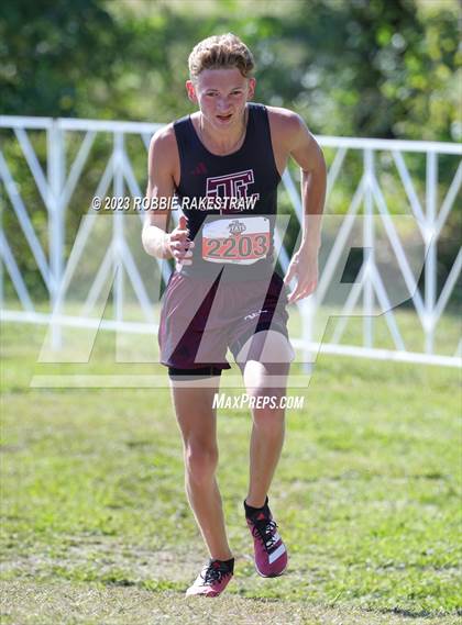 Thumbnail 2 in UIL Cross Country 3A Finals (5K) photogallery.