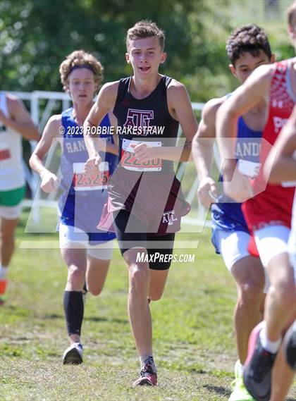 Thumbnail 3 in UIL Cross Country 3A Finals (5K) photogallery.
