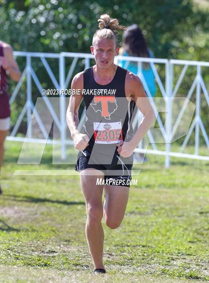 Thumbnail 3 in UIL Cross Country 3A Finals (5K) photogallery.
