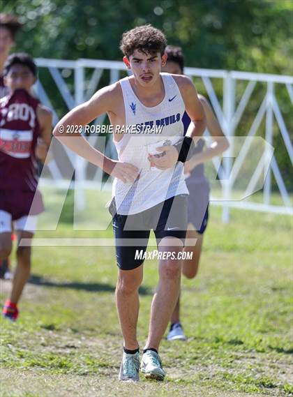 Thumbnail 3 in UIL Cross Country 3A Finals (5K) photogallery.