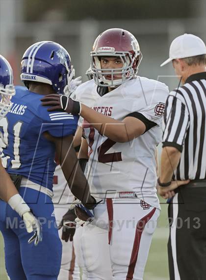 Thumbnail 1 in Bell Gardens vs. Burbank photogallery.