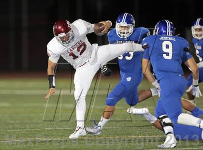 Thumbnail 3 in Bell Gardens vs. Burbank photogallery.