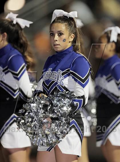 Thumbnail 3 in Bell Gardens vs. Burbank photogallery.