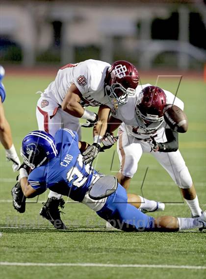 Thumbnail 2 in Bell Gardens vs. Burbank photogallery.