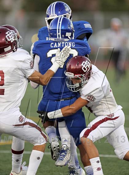 Thumbnail 2 in Bell Gardens vs. Burbank photogallery.