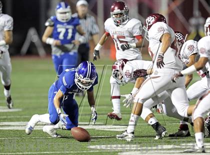 Thumbnail 2 in Bell Gardens vs. Burbank photogallery.