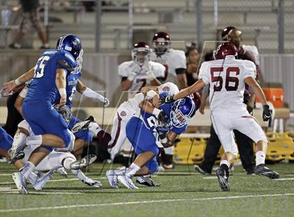 Thumbnail 2 in Bell Gardens vs. Burbank photogallery.