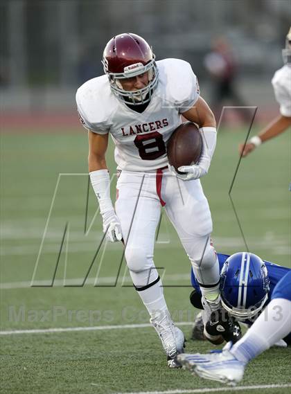 Thumbnail 3 in Bell Gardens vs. Burbank photogallery.