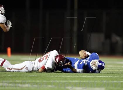Thumbnail 1 in Bell Gardens vs. Burbank photogallery.