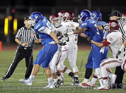 Thumbnail 2 in Bell Gardens vs. Burbank photogallery.