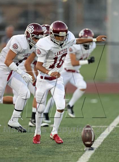 Thumbnail 3 in Bell Gardens vs. Burbank photogallery.
